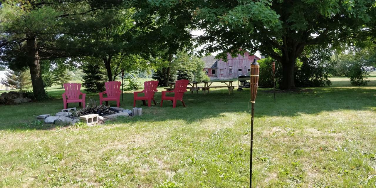 Becker'S Private Studio 2 Queen Beds, 1 Futon With A Great Back Yard! ออเบิร์น ภายนอก รูปภาพ